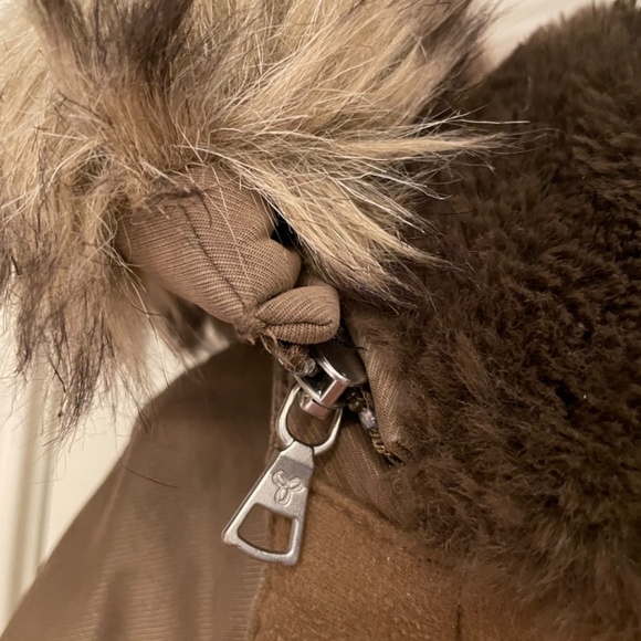 TNA The Summit Parka - Picture 4 of 5